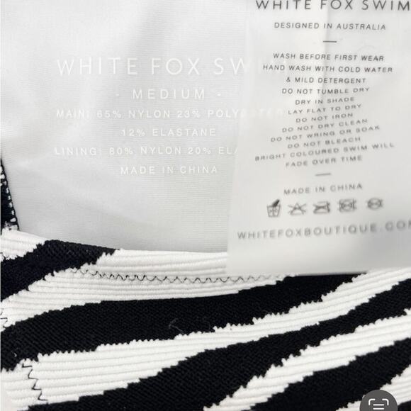 NWT WHITE FOX BOUTIQUE Zebra Print Textured Side Tie Bikini Bottom Sz. Medium - Picture 3 of 5